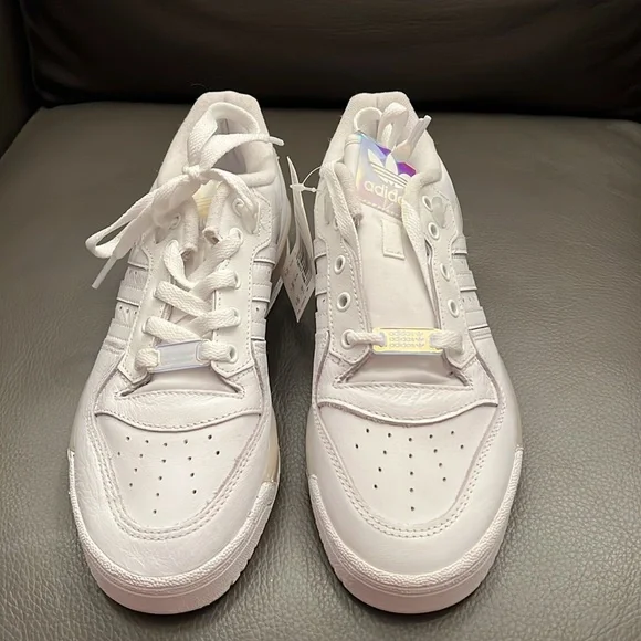 Adidas Rivalry Low - Picture 2 of 5